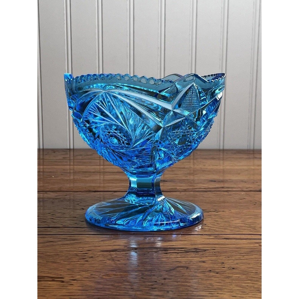 Kemple‎ Wheaton Blue Starburst Bowl 5" Aqua Blue Jewel Sawtooth Edge Vintage